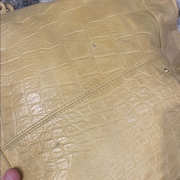 💕 B. Makowsky yellow leather large tote bag 💕 - Picture 9 of 16